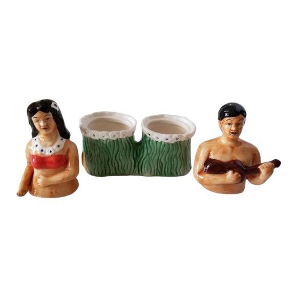 Hula Couple Tropical Salt Pepper Ceramic 4.5" x 5" Shakers Accoutrements - Picture 5 of 6